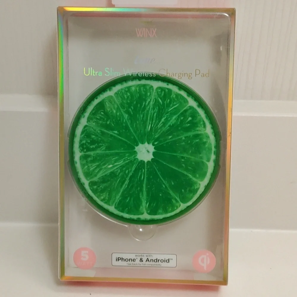 🥳 2PC LOT Apple AirPods CASE & Lime Qi WIRELESS Charger CHARGING PAD dELiAs